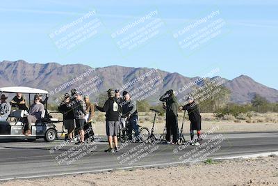 media/Jan-15-2026-Racers Edge (Thu) [[dfebeb70ab]]/1-Around the Pits-Track Walk/